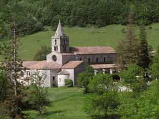 La abadía de Leoncel, en la región de Drome, Francia, fundada en 1137 bajo la dirección del monje cisterciense Amédé de Hauterives Clermont